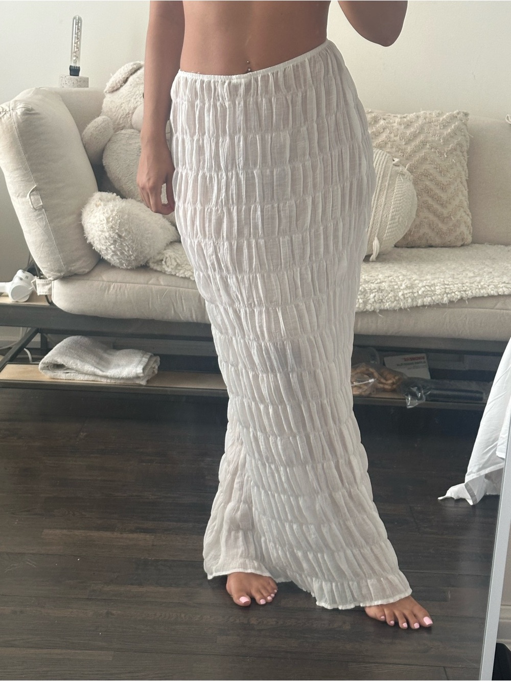 Shein Flow long white skirt XS